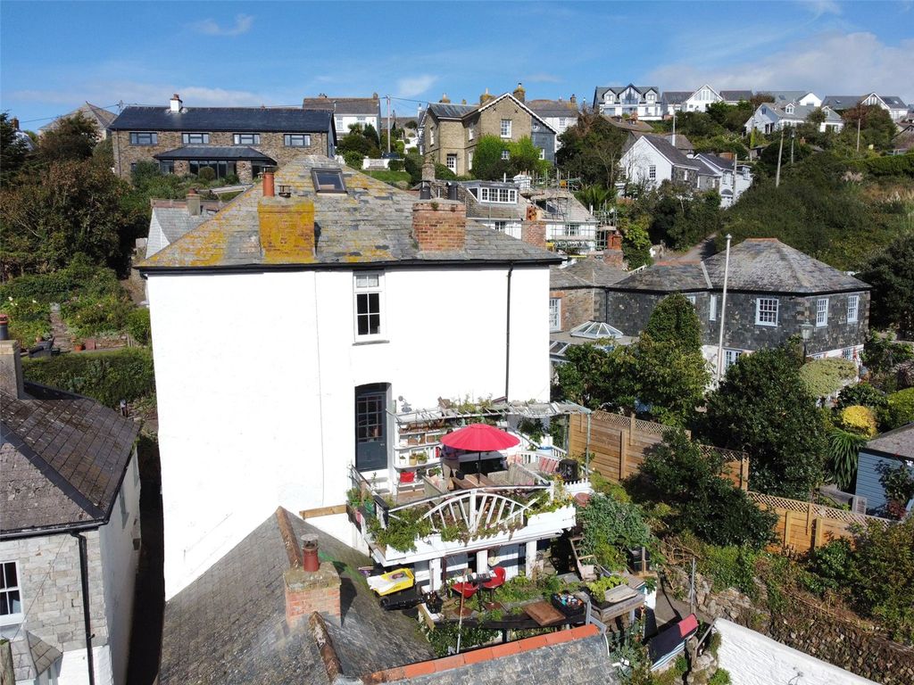 6 bed detached house for sale in Rose Hill, Port Isaac PL29, £850,000
