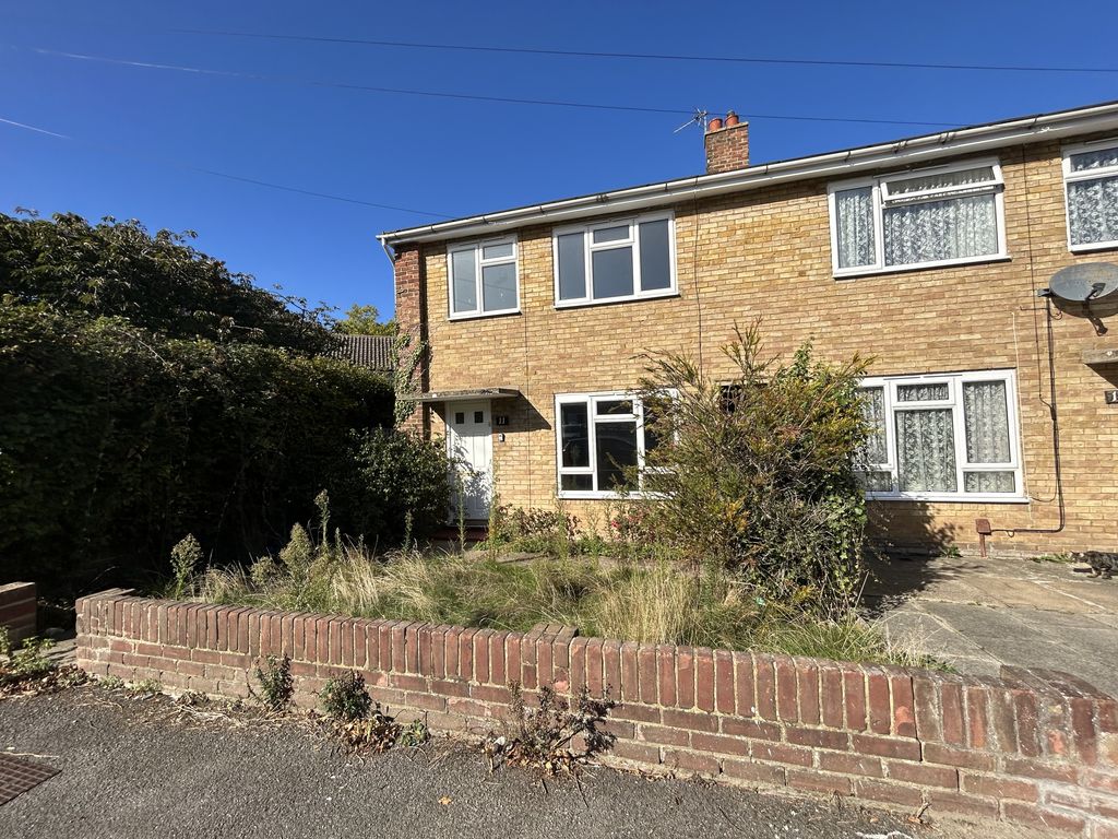 3 bed property for sale in 11 Portland Avenue, Murston, Sittingbourne