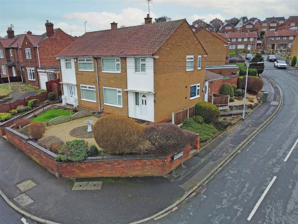 3 bed semidetached house for sale in Surgeys Lane, Arnold, Nottingham