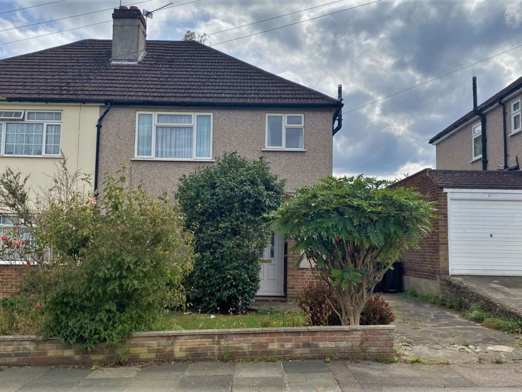 3 bed semidetached house for sale in Heath Rise, Hayes, Bromley BR2, £