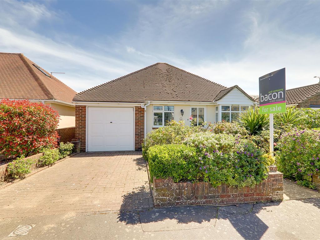 2 bed detached bungalow for sale in South Avenue, GoringBySea