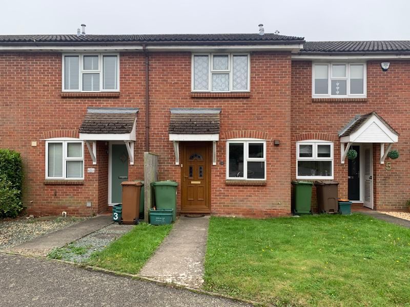 2 bed terraced house to rent in St. Andrews Close, Paddock Wood