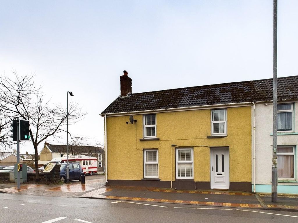 2 bed end terrace house for sale in Heol Cae Gurwen, Gwaun Cae Gurwen