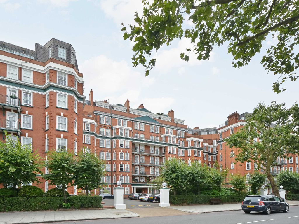 1 bed flat for sale in St Johns Wood Court, St John's Wood Road, London