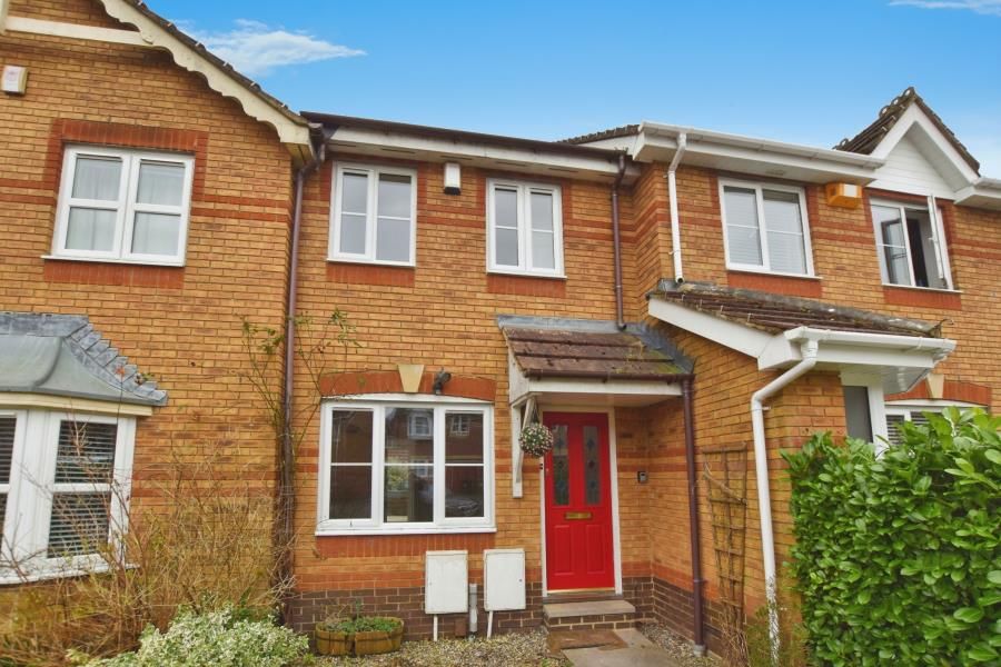 2 bed property to rent in Davies Drive, St. Annes Park, Bristol BS4, £