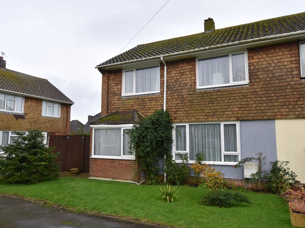 3 bed semidetached house for sale in Dunkirk Close, Dymchurch, Romney