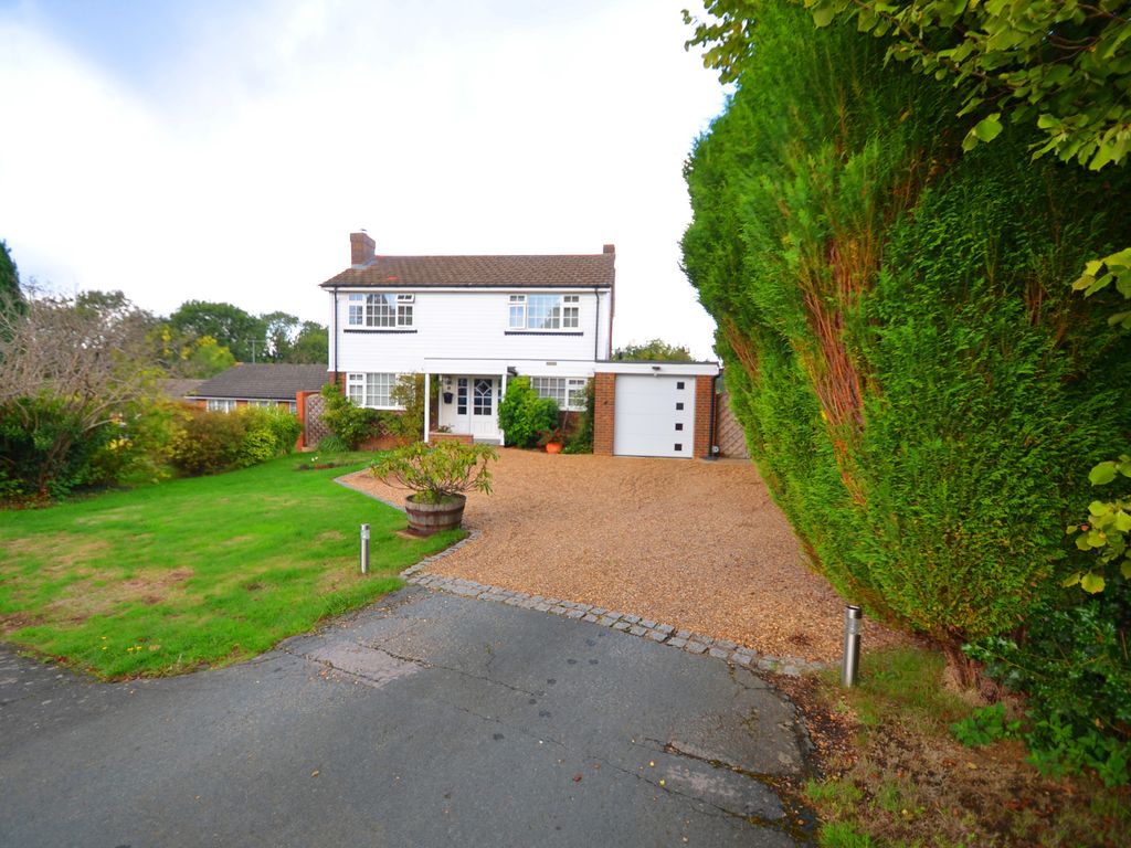 4 bed detached house for sale in Green Lane, Lower Kingswood KT20 Zoopla
