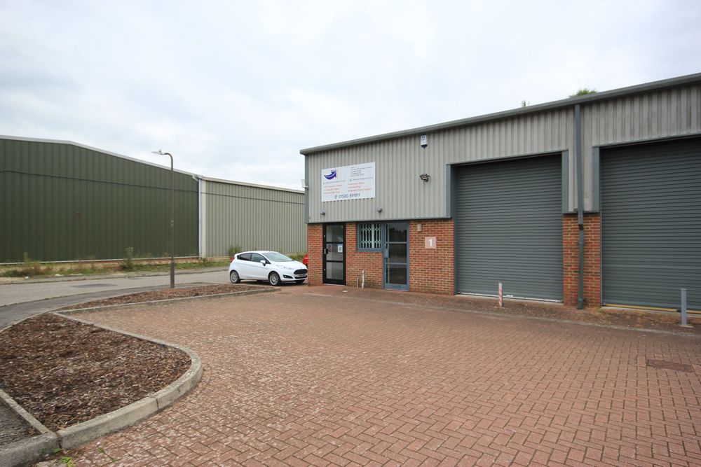 Warehouse to let in Lodge Road, Staplehurst TN12 Zoopla