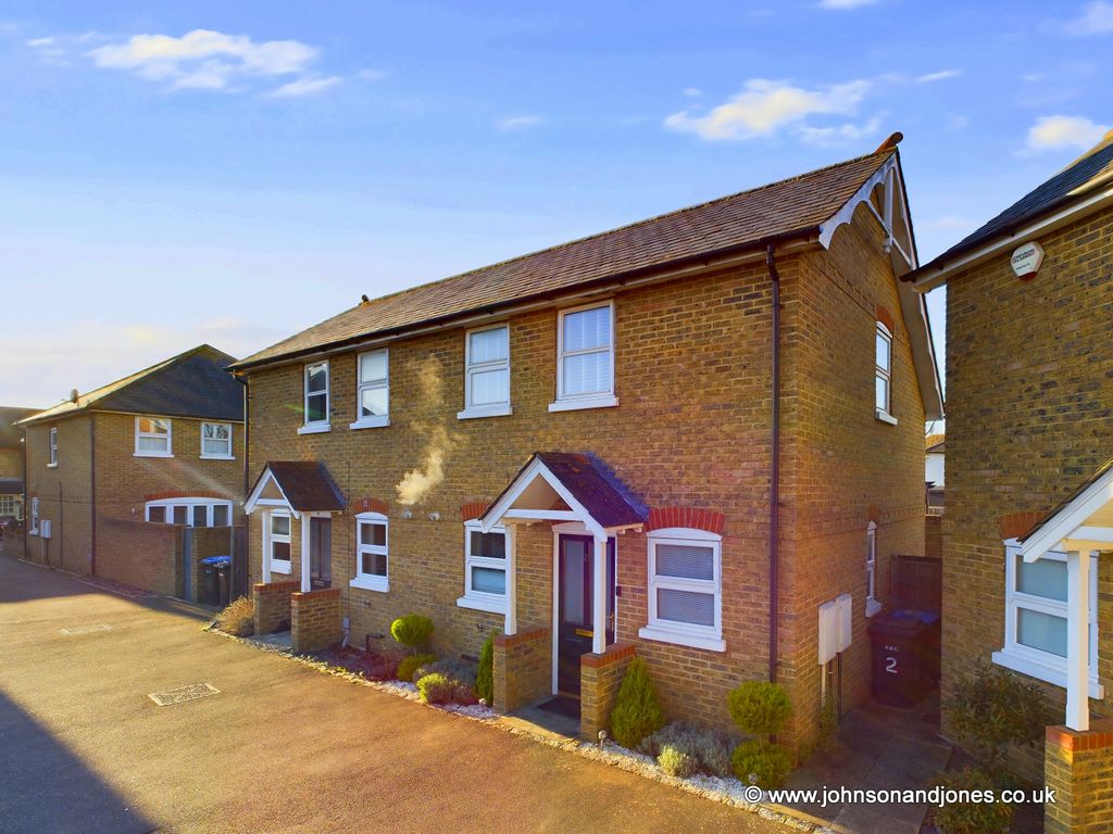 2 bed semidetached house for sale in St Catherines Mews, Chertsey KT16