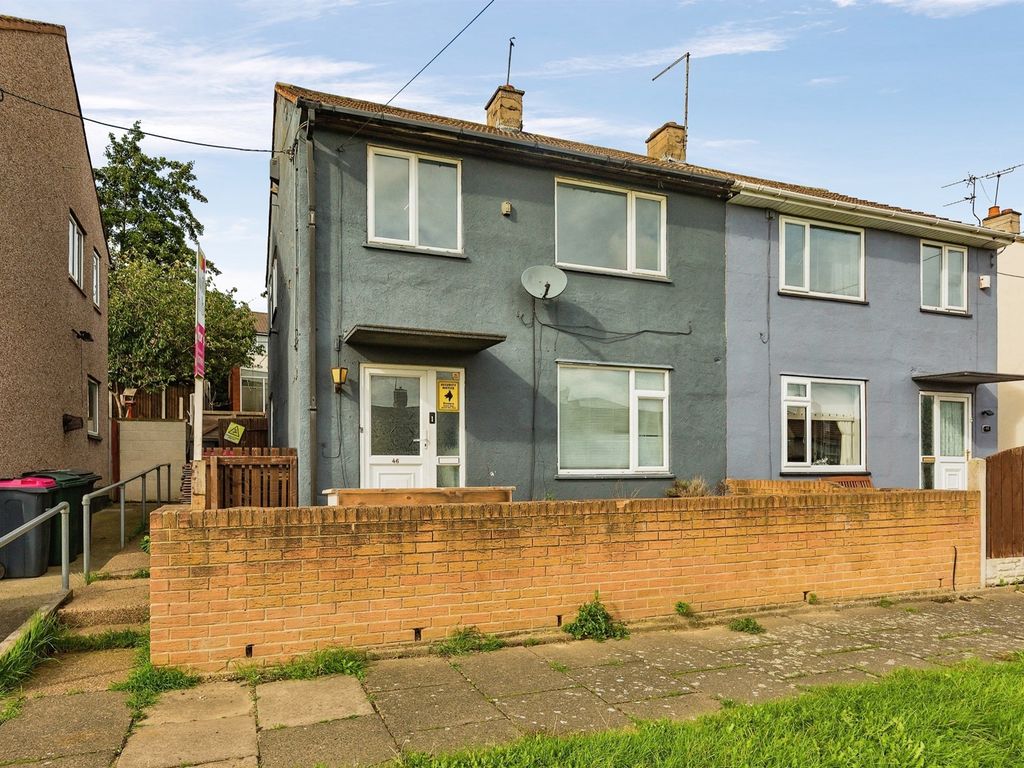 3 bed semidetached house for sale in Limetree Crescent, Rawmarsh