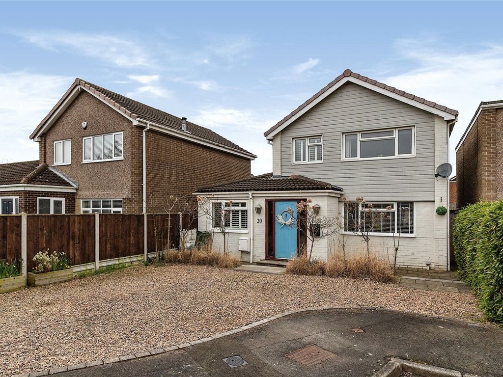 4 bed detached house for sale in Roedean Drive, Eaglescliffe, Stockton ...