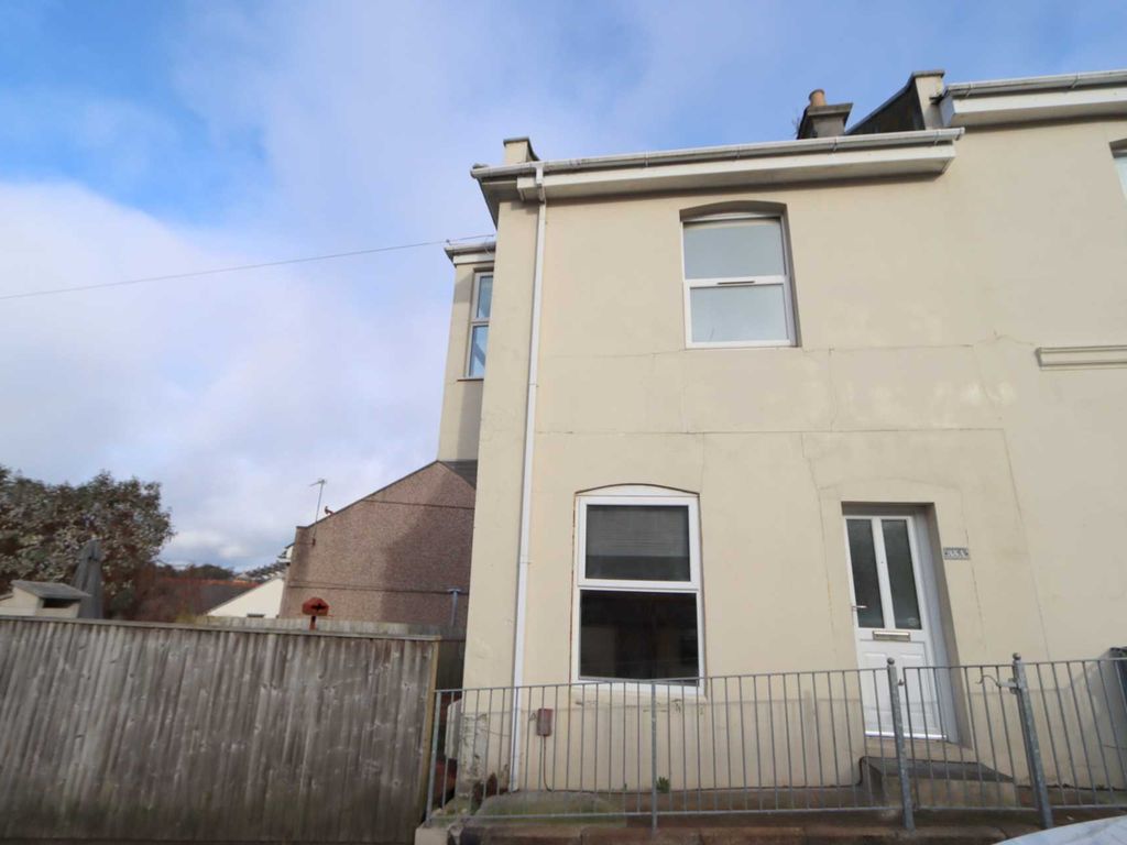 2 bed end terrace house for sale in Camperdown St, Plymouth PL2 Zoopla