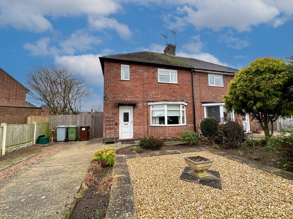 3 bed semidetached house for sale in Lansbury Road, Mansfield NG21, £