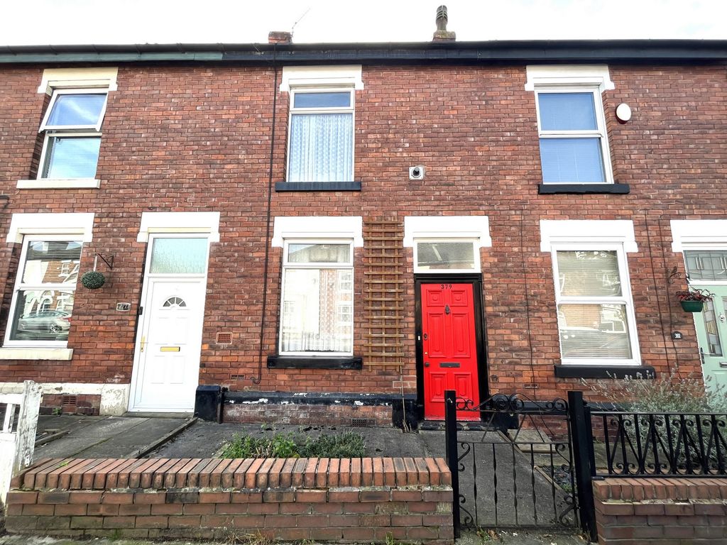 2 bed terraced house for sale in Stockport Road, Gee Cross SK14, £
