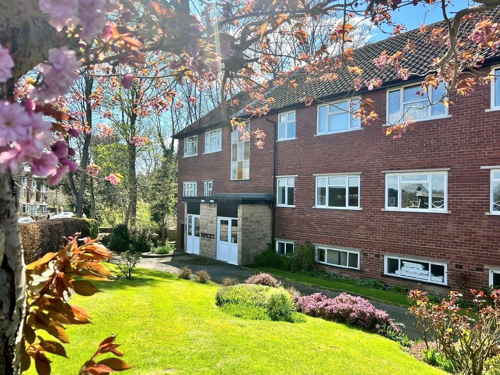 2 bed flat for sale in Carter Knowle Road, Sheffield, South Yorkshire
