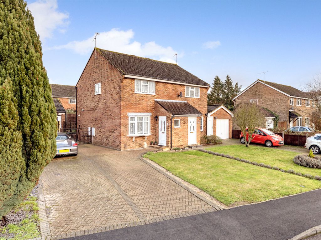 2 bed semidetached house for sale in Boleyn Walk, Leatherhead, Surrey