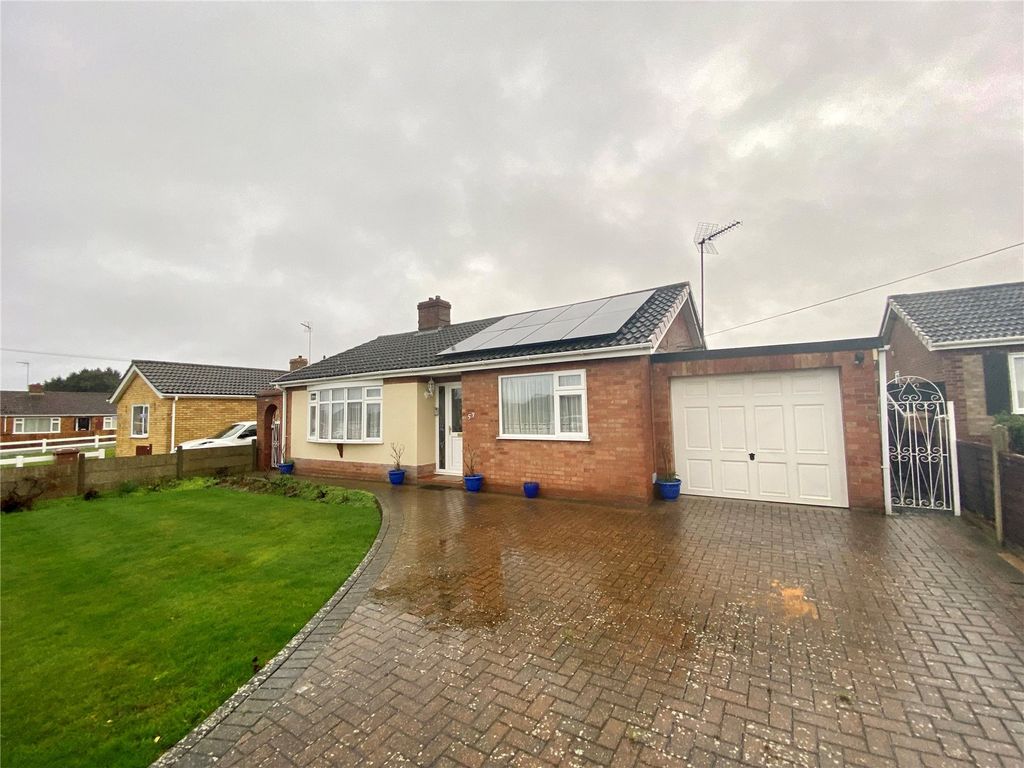 3 bed bungalow for sale in Trafalgar Road, Downham Market PE38, £