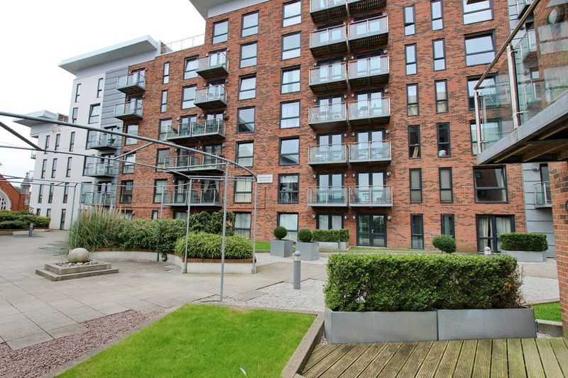 2 bed flat to rent in Cedar Court, Longfield Centre, Prestwich M25 Zoopla