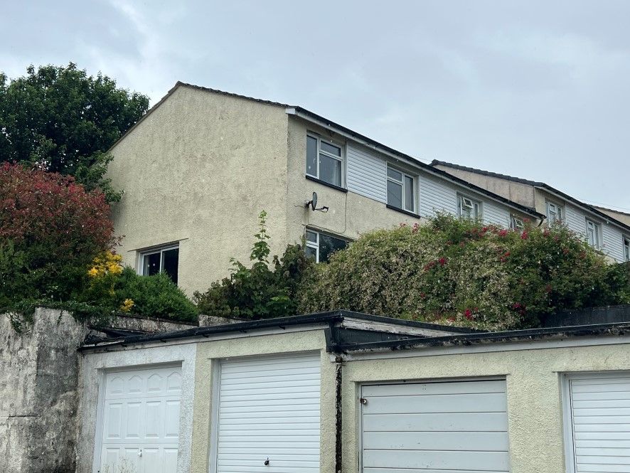 3 bed end terrace house for sale in 11 Roydon Lane, Lanstephan