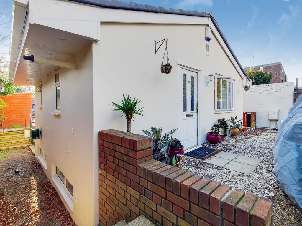 2 bed detached bungalow for sale in Sanders Close, Hampton Hill