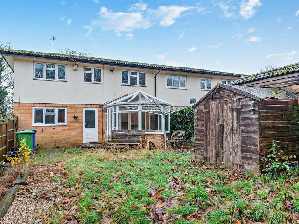 3 bed end terrace house for sale in Lothersdale, Wilnecote, Tamworth