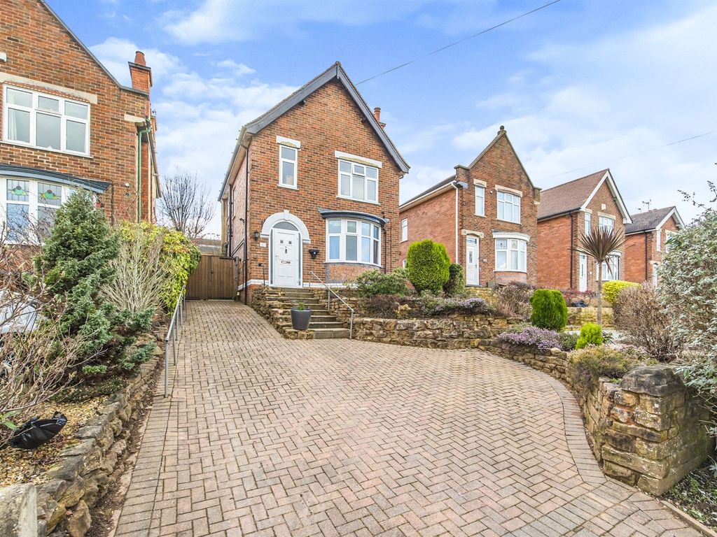 3 bed detached house for sale in Bagnall Road, Nottingham NG6, £250,000