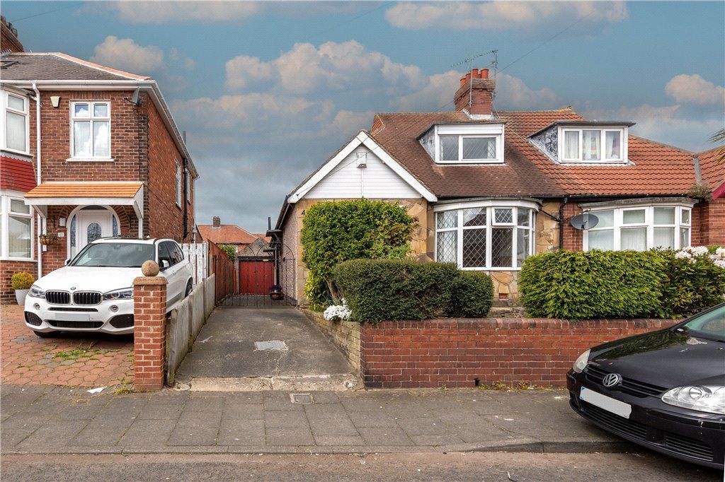 3 bed semidetached house for sale in Middleton Avenue, Fenham
