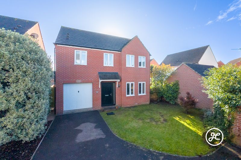 4 bed detached house for sale in Meadowlands Avenue, Bridgwater TA6, £