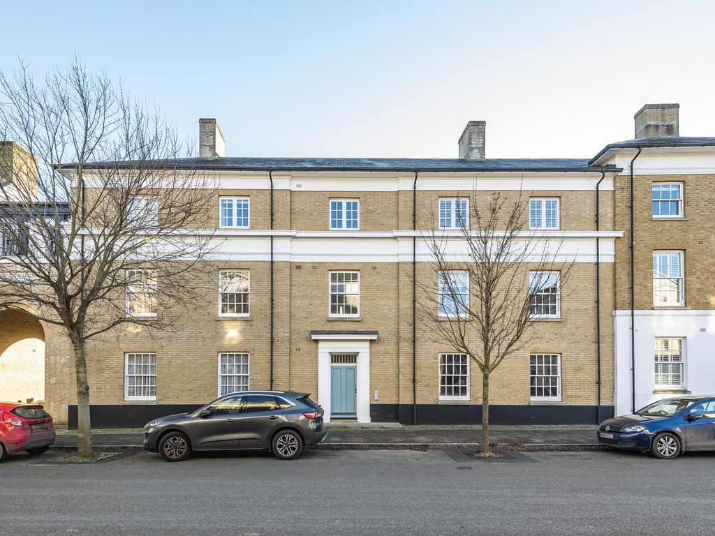 2 bed flat to rent in Bridport Road, Poundbury, Dorchester DT1, £1,200