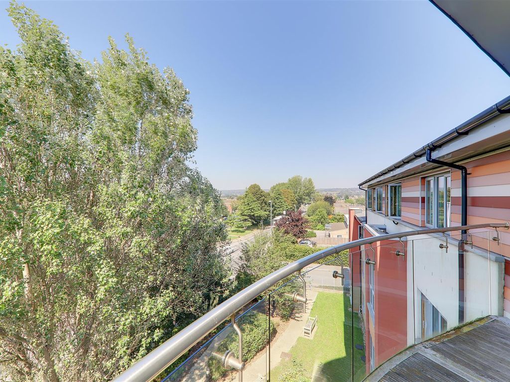 2 bed flat for sale in Highdown Court, Durrington Lane, Worthing BN13