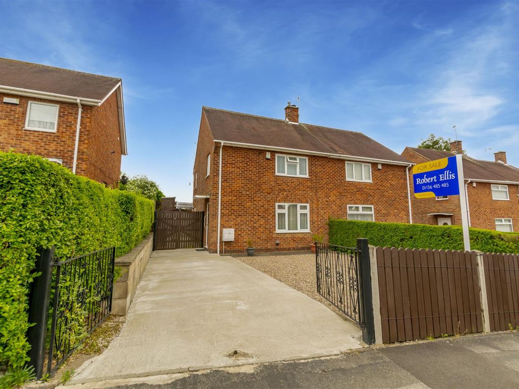 3 bed semidetached house for sale in Mildenhall Crescent, Arnold