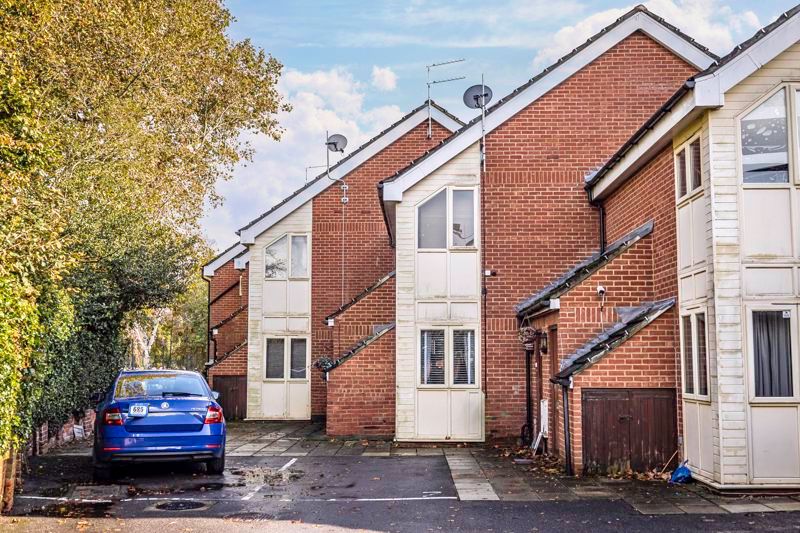 1 bed flat for sale in Glencoe Road, Portsmouth PO1, £140,000 Zoopla