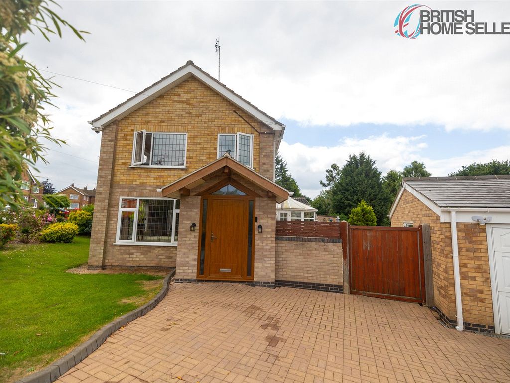 3 bed detached house for sale in Queensgate Drive, Birstall, Leicester