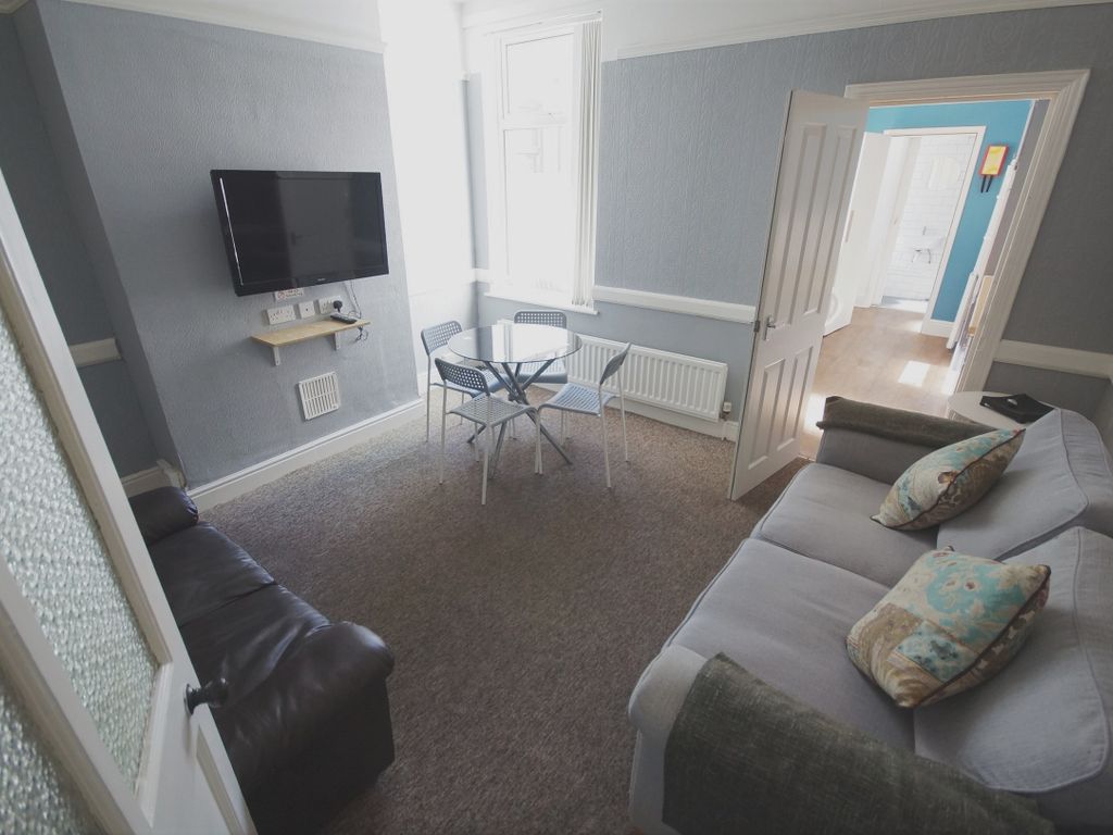 4 bed terraced house to rent in St. Osburgs Road, Stoke, Coventry CV2