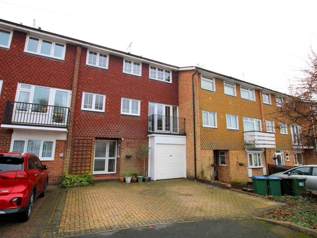 3 bed terraced house to rent in Wentworth Close, Watford WD17 Zoopla