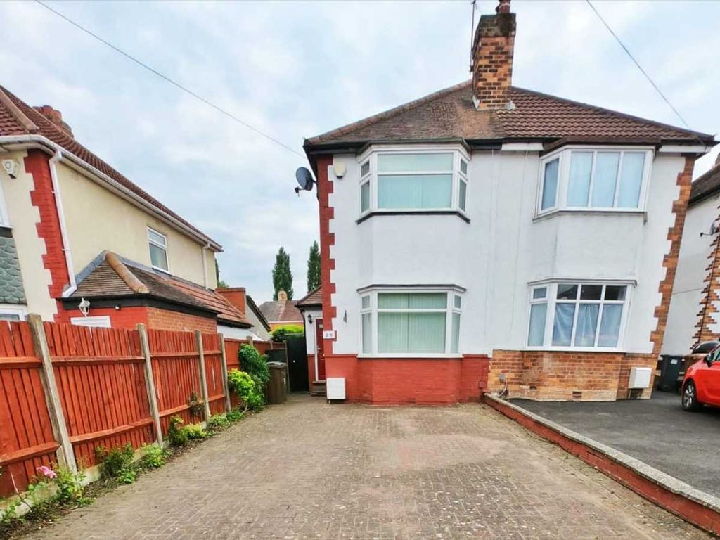 2 bed semidetached house for sale in Barn Lane, Solihull, Solihull B92