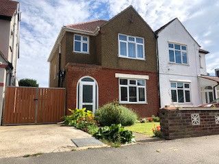 Chatsworth Crescent, Hounslow, Greater London TW3  