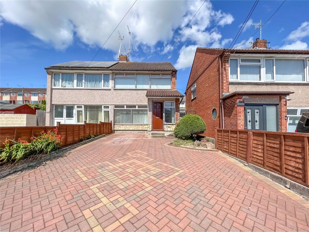 2 bed semidetached house for sale in Orchard Vale, Kingswood, Bristol