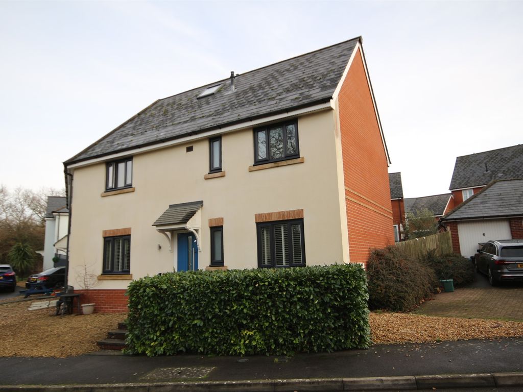 Rhos Ddu, Penarth CF64  