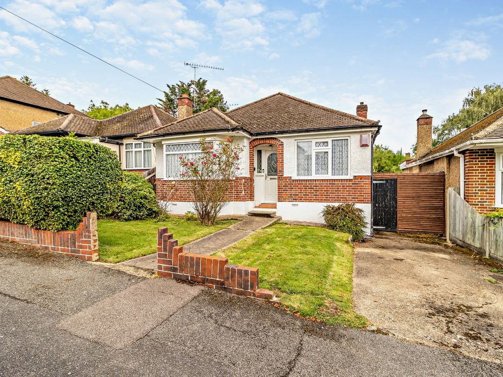 3 bed bungalow for sale in Cranbourne Road, Northwood HA6, £675,000