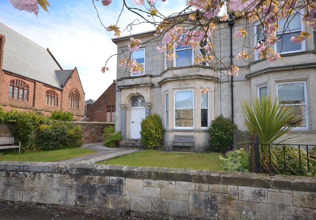 3 bed flat to rent in Park Circus, Ayr, Ayrshire KA7 Zoopla