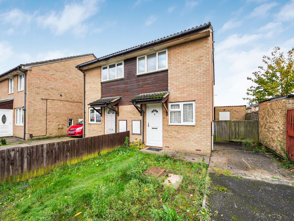 2 bed end terrace house to rent in Trestis Close, Yeading, Hayes UB4, £