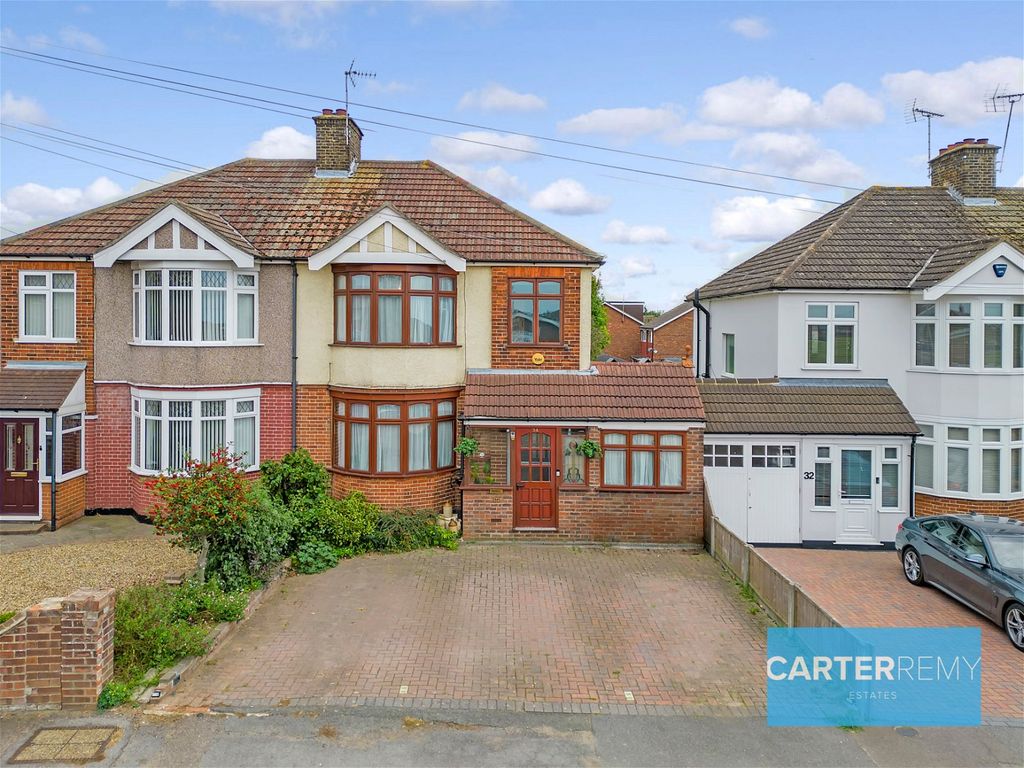 3 bed semidetached house for sale in Long Lane, Grays RM16, £385,000