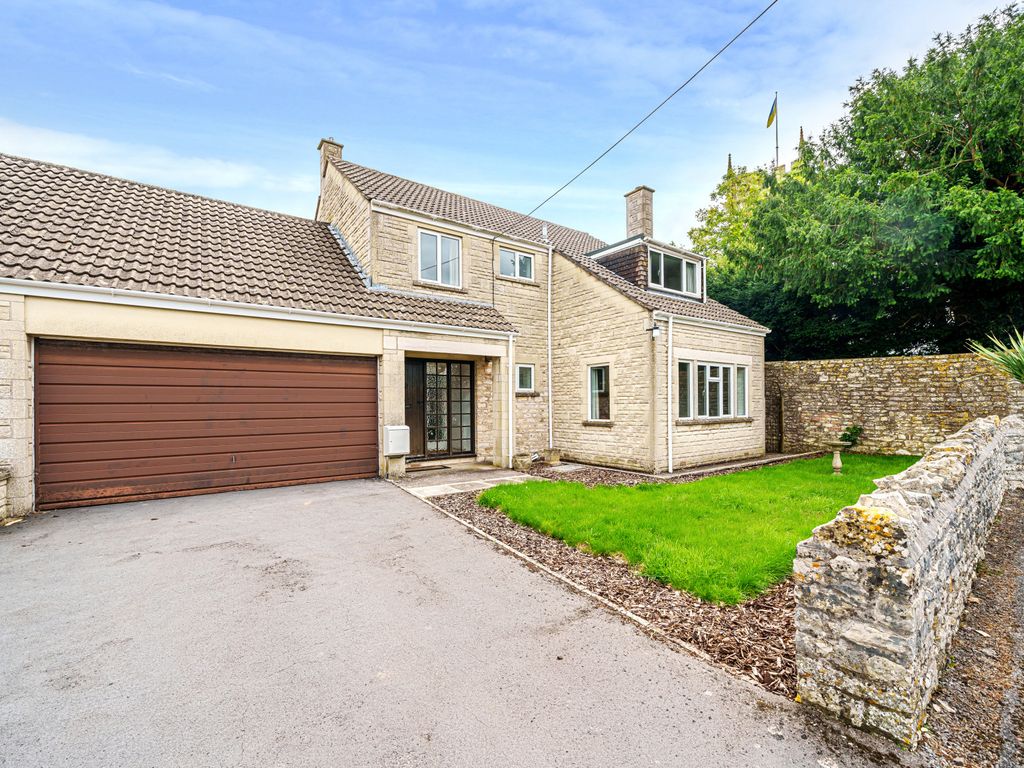 5 bed link detached house for sale in Church Lane, Farmborough, Bath