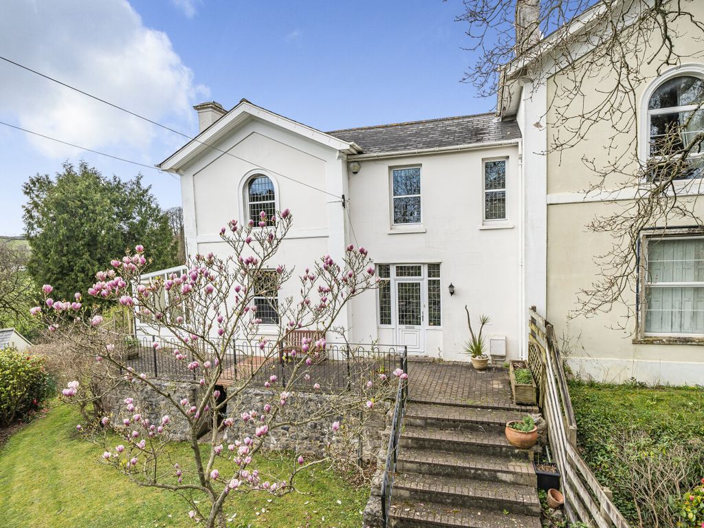 4 bed semidetached house for sale in Coach Road, Newton Abbot TQ12, £