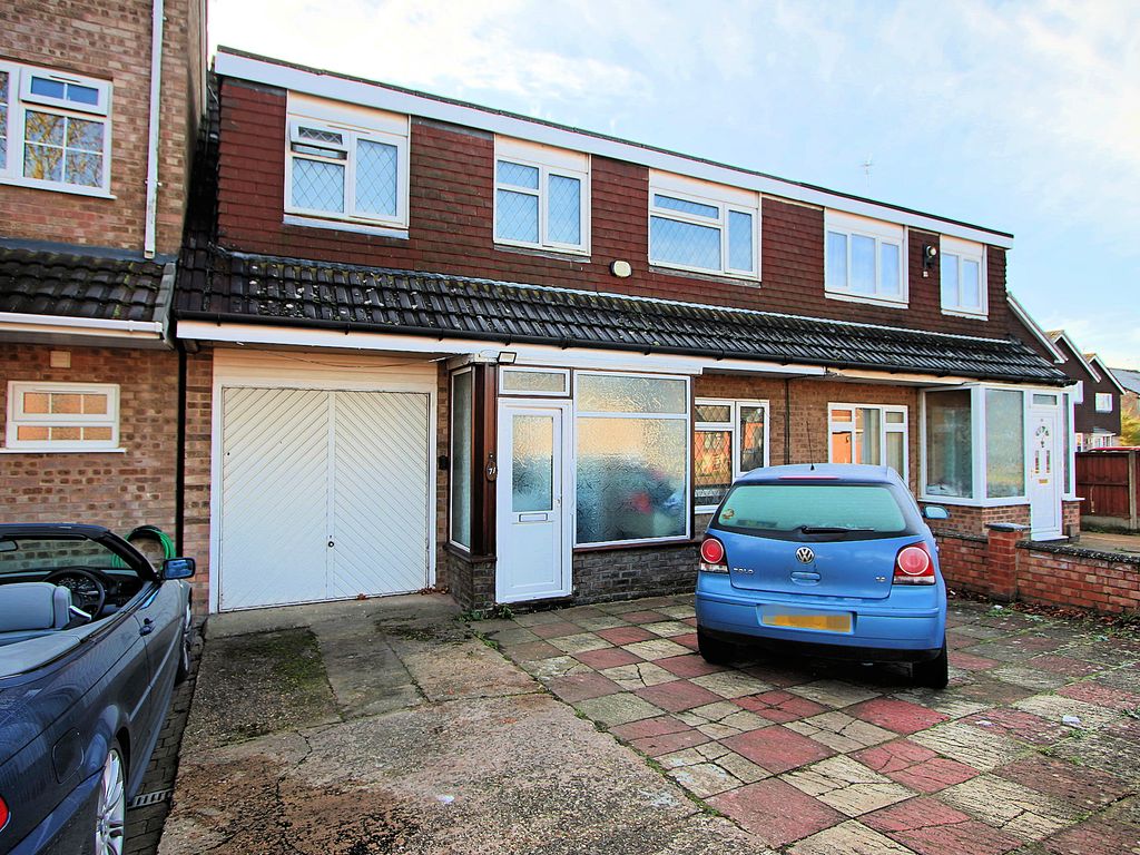 4 bed semidetached house for sale in Trevino Drive, Rushey Mead LE4, £