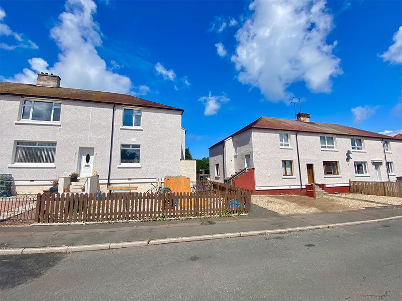 3 bed flat for sale in Cairnfield Avenue, Maybole KA19, £70,000 Zoopla