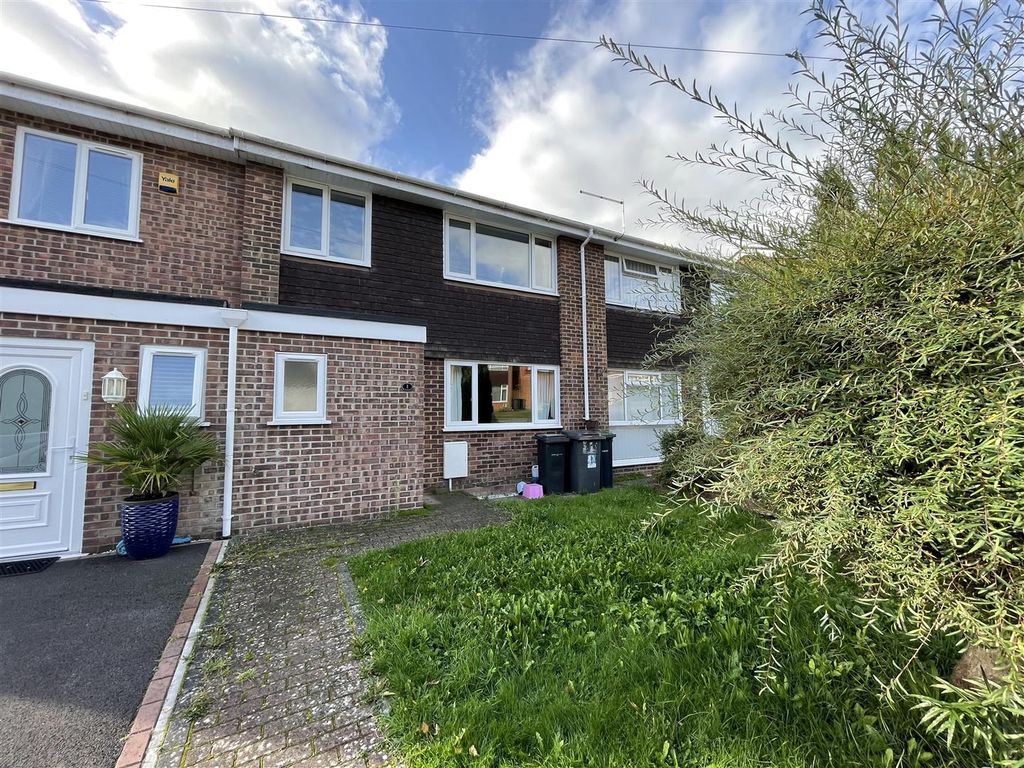 Greaves Close, Bournemouth BH10