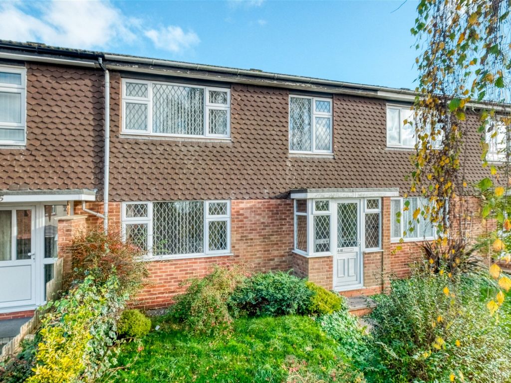 3 bed terraced house for sale in Well Close, Crabbs Cross, Redditch B97