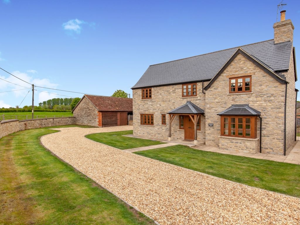 3 bed detached house to rent in Stoke Lyne, Bicester OX27 Zoopla